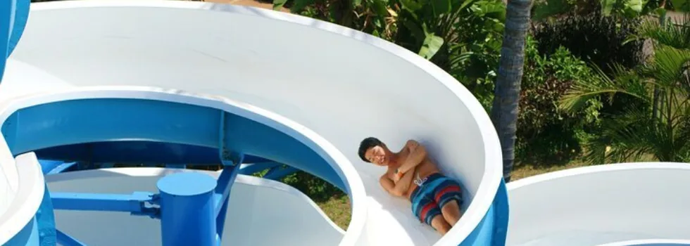 Fast waterslide park oahu