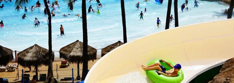 Tubing slide oahu water park