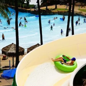 Waikiki Shuttle and Admission to West Oahu Waterpark