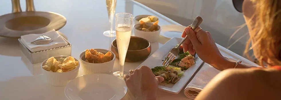 Champagne dinner cruise koolina