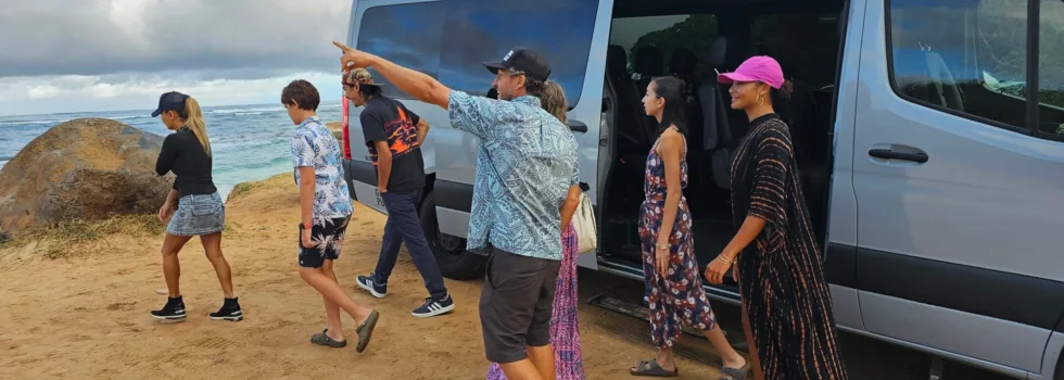 Maui tour passengers exit shuttle