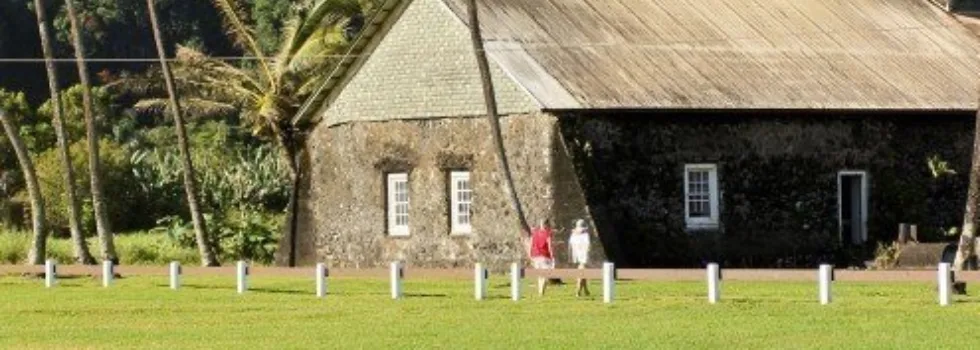 Keanai church tour