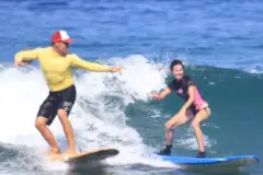 Surf Lessons in Kaanapali: Surf Thumb