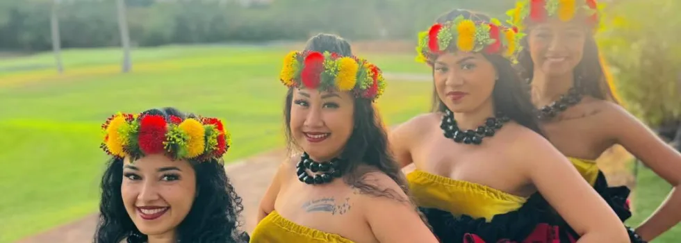 Hula dancers on golf course casual luau maui