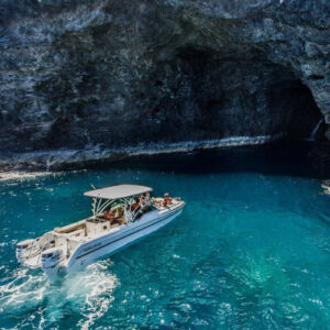 Na Pali Coast Adventure Boat