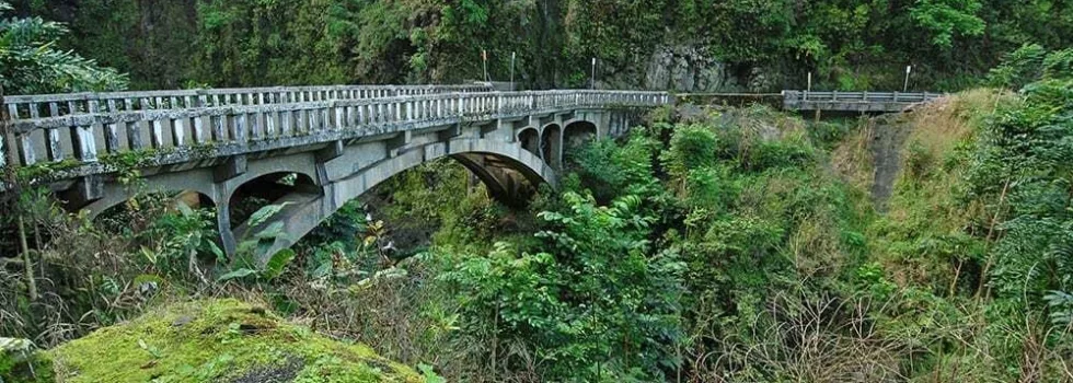 Maui bridge on hana