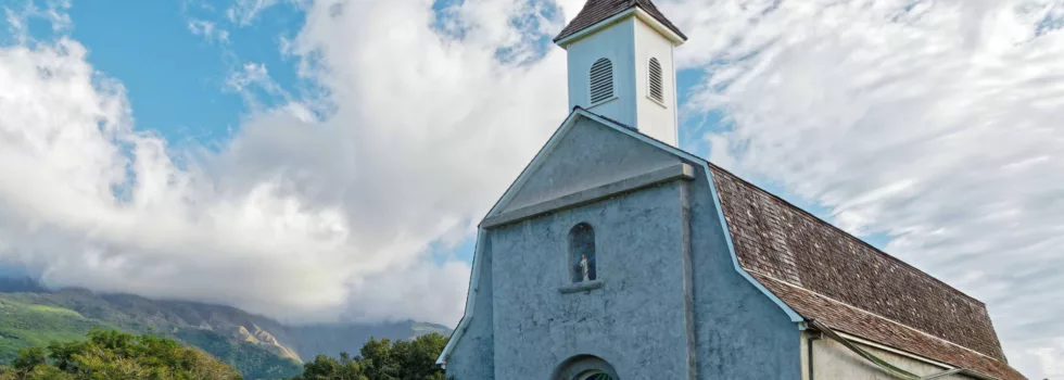 Road to hana church tour