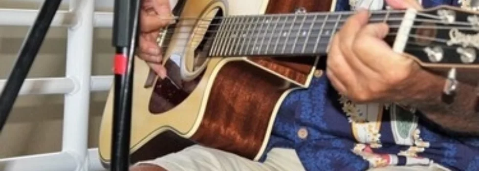 Acoustic guitar maui dinner cruise