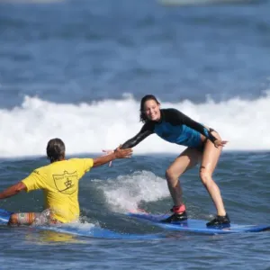 Learn to Surf at Launiupoko Beach