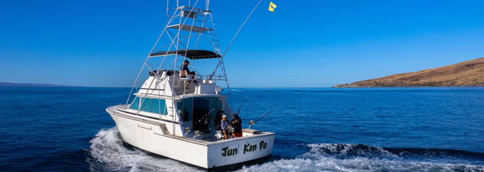 Sportfishing charter boat maui