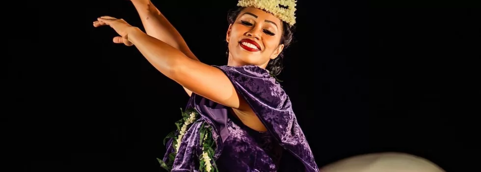 Luau queen oahu