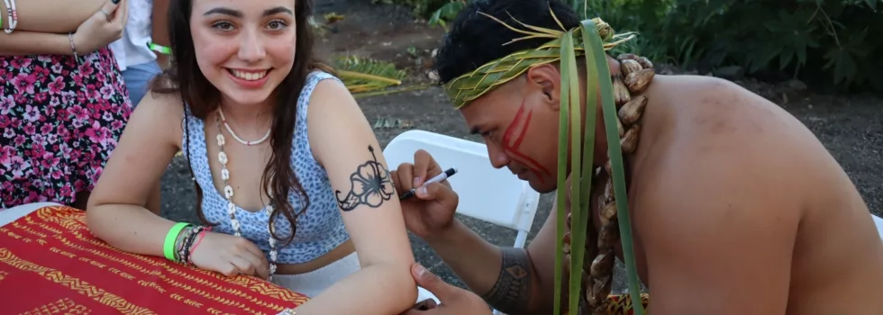 Luau tattoo activity