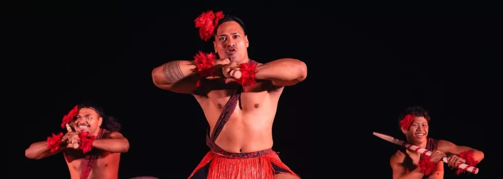 Male luau dancers oahu hawaii