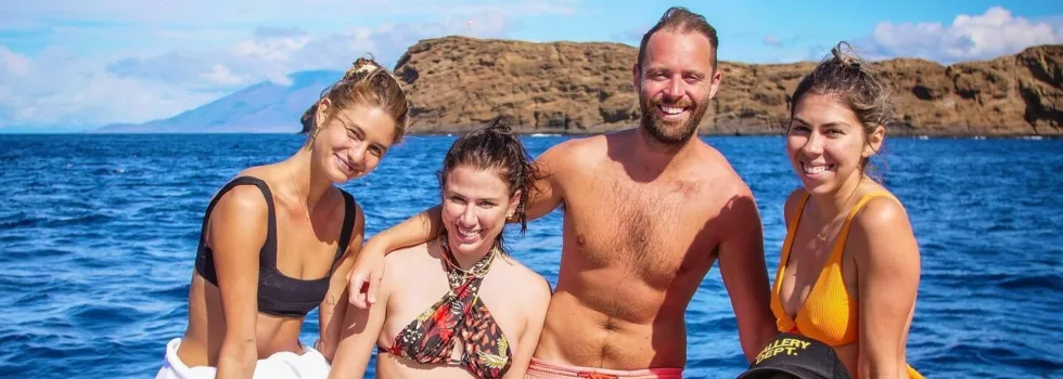 Fast boat approaching molokini