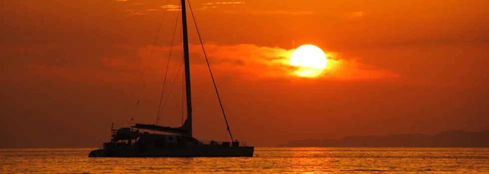 Sunset sailing waikiki