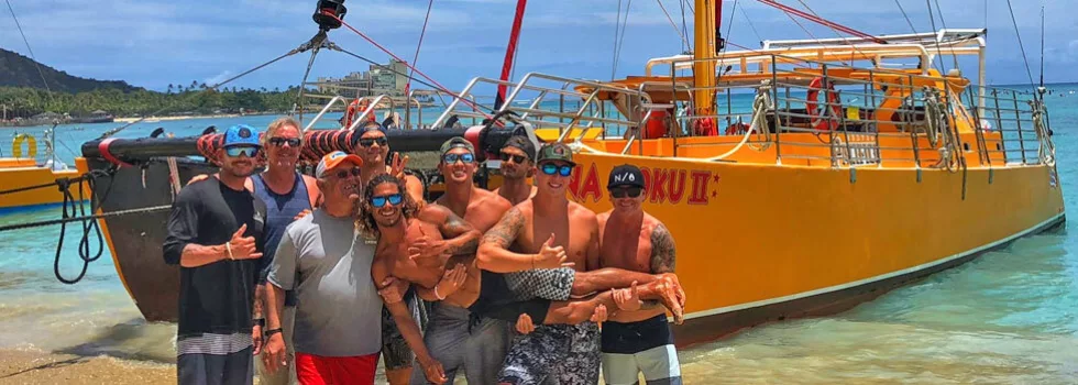 Waikiki boat crew