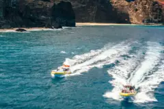 Na Pali Sea Cave Snorkel Raft: Napali boat tour