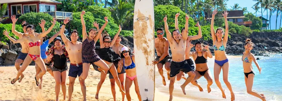 Happy surf students hawaii