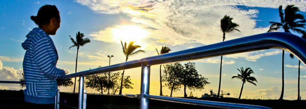 Sunset snorkeling boat charter hawaii