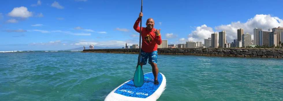 Stand up paddle near kapiolani park