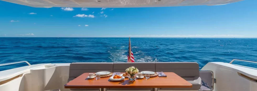 Waikiki private luxury yacht dining