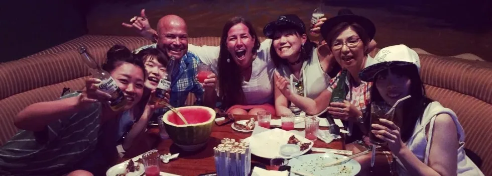 Bar bike stop cafe duck butt