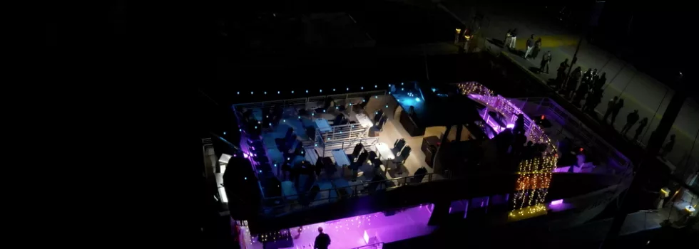 Night boat tour waikiki