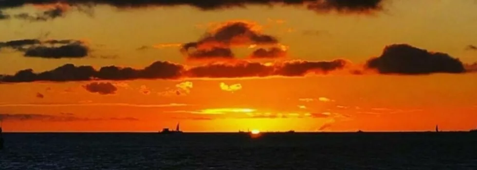 Catamaran sunset hawaii