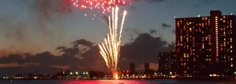 Friday fireworks waikiki