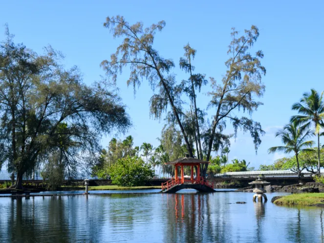 Queen Liliʻuokalani Gardens Walking Tour in Hilo, Hawaiʻi – Scenic Stroll & Local History