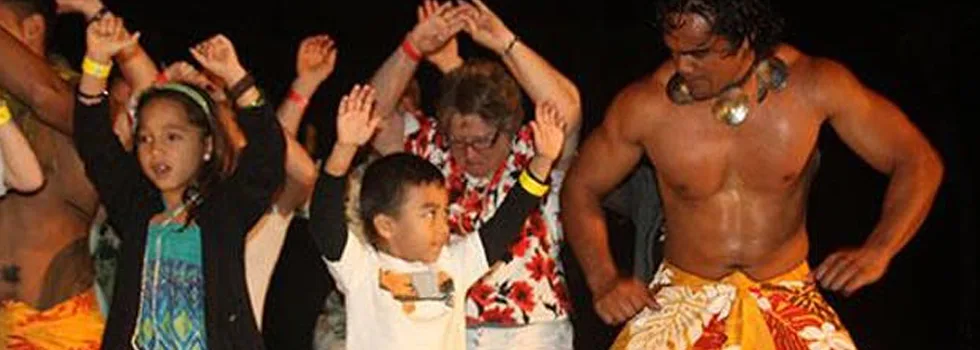 Chiefs Luau Roberts Hawaii