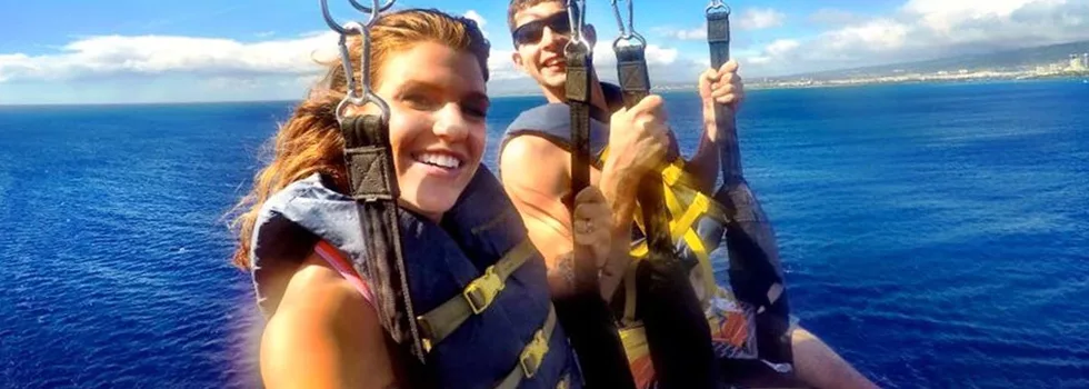 Romantic parasailing in waikiki