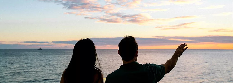 Romantic sunset dinner cruise hawaii