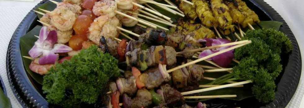 Food on dinner cruise waikiki