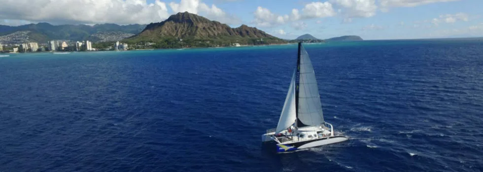 Sunset catamaran in honolulu