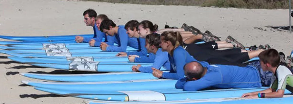 Group surfing lessons in hawaii
