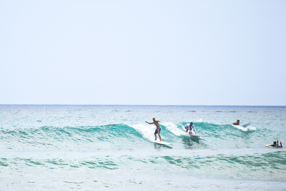 surfing-queens-hawaii.jpg#asset:3170