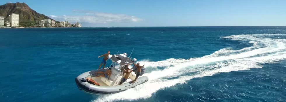 Fast boat charter waikiki