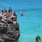 Waimea jump thumb