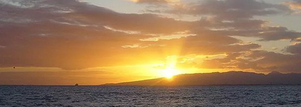 Hawaii sunset sailing