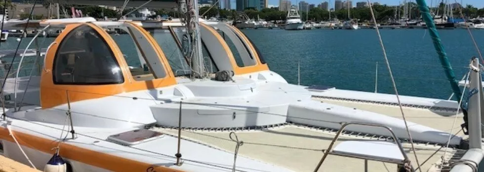 Sailing catamaran waikik