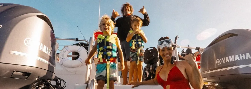 Honolulu snorkel boat