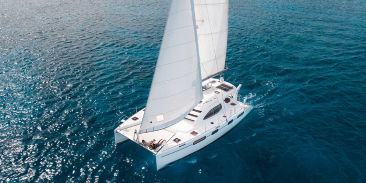 OAHU: #1 Rated Sailing Boat Tours in Hawaii - Adventure Tours Hawaii