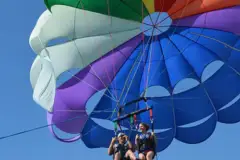 Parasail High Above Waikiki: Parasail honolulu hawaii thumb 191127 063033