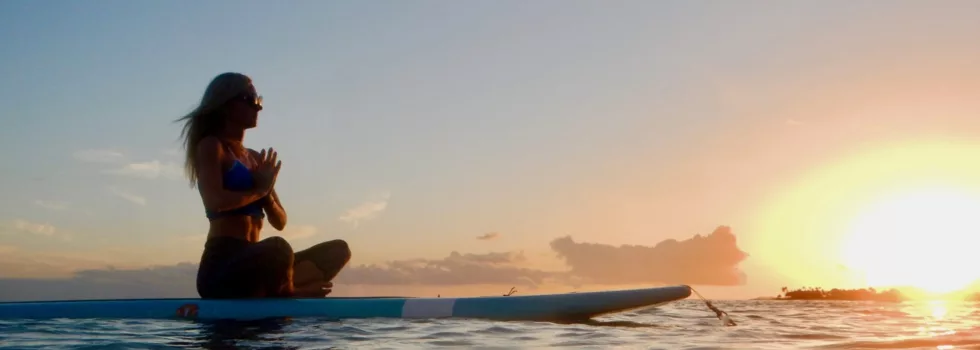 Sunset SUP yoga waikiki